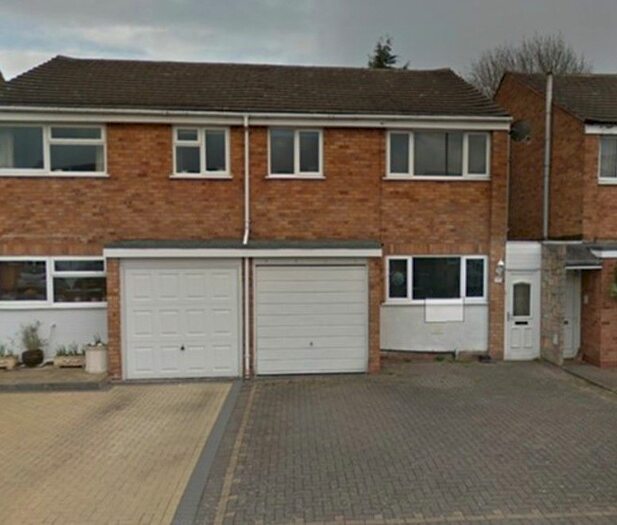 4 Bedroom Semi-Detached House To Rent In Walsh Drive, Sutton Coldfield, B76