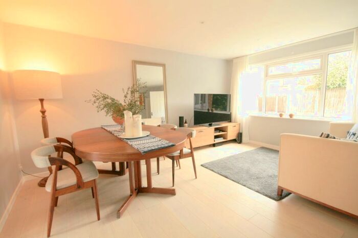 3 Bedroom Terraced House To Rent In Beaumont Road, Oxford, OX3