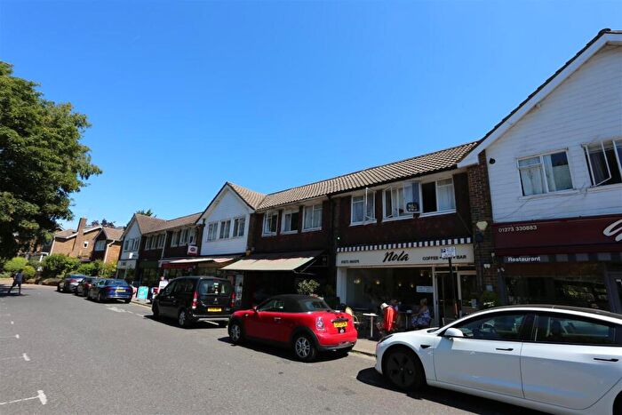 2 Bedroom Flat To Rent In Woodland Parade, Hove, BN3