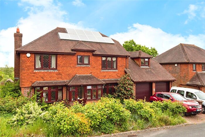 4 Bedroom Detached House For Sale In Glenleigh Walk, Robertsbridge, East Sussex, TN32
