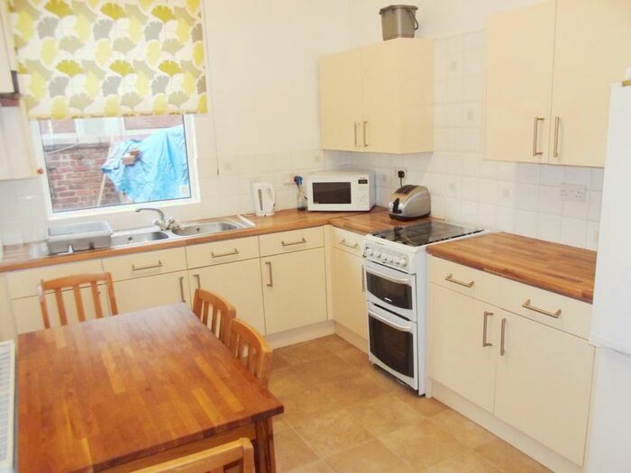 5 Bedroom Detached House To Rent In Birch Lane, Victoria Park, Manchester, M13