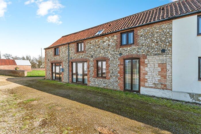 3 Bedroom Barn Conversion For Sale In Thetford Road, Northwold, Thetford, IP26