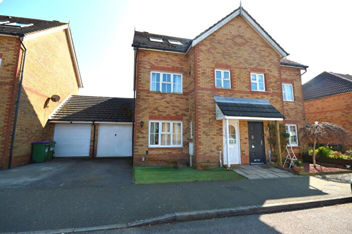 4 Bedroom Semi-Detached House To Rent In Pannell Drive, Hawkinge, CT18