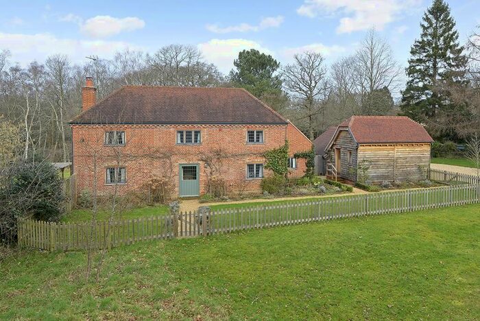 4 Bedroom Detached House For Sale In Lombard Street, Shackleford, Godalming, GU8