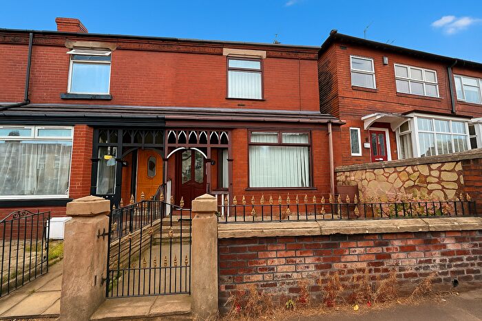 3 Bedroom Terraced House For Sale In Old Road, Ashton-In-Makerfield, Wigan, WN4