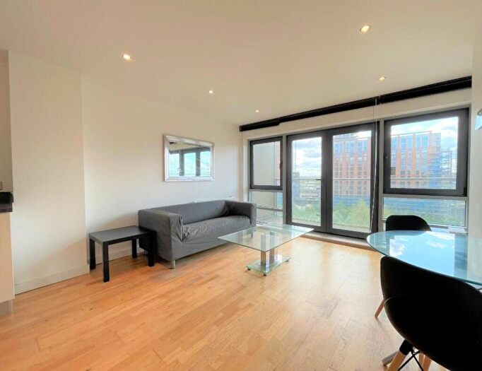 1 Bedroom Flat To Rent In Gotts Road, Leeds, LS12