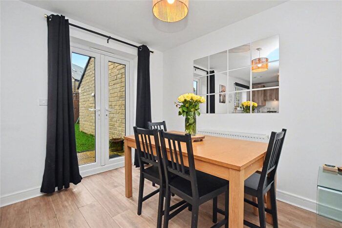 4 Bedroom Semi Detached House For Sale In Ramble Crescent, Micklefield, Leeds, West Yorkshire, LS25