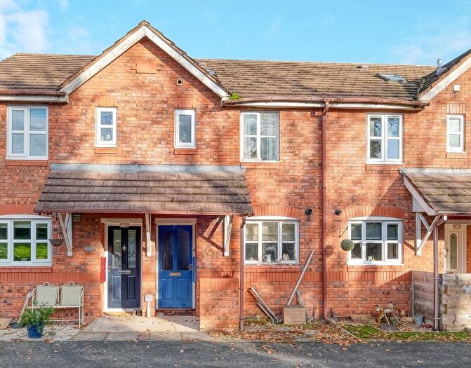 3 Bedroom Terraced House For Sale In Minworth Close, Redditch, B97