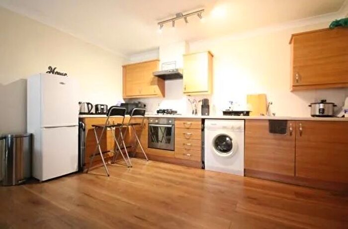 2 Bedroom Property To Rent In Player Street, Nottingham, NG7