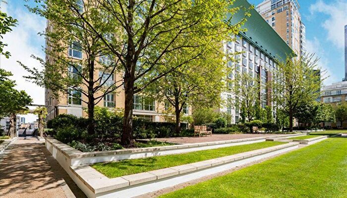 2 Bedroom Flat To Rent In Westferry Circus, London, E14