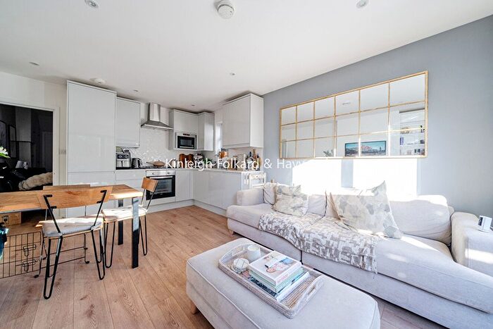 2 Bedroom Flat To Rent In Heaton Road, Mitcham, CR4