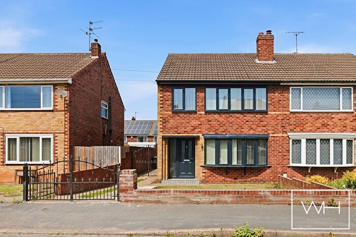 3 Bedroom Semi Detached House For Sale In Glastonbury Gate, Scawsby, DN5