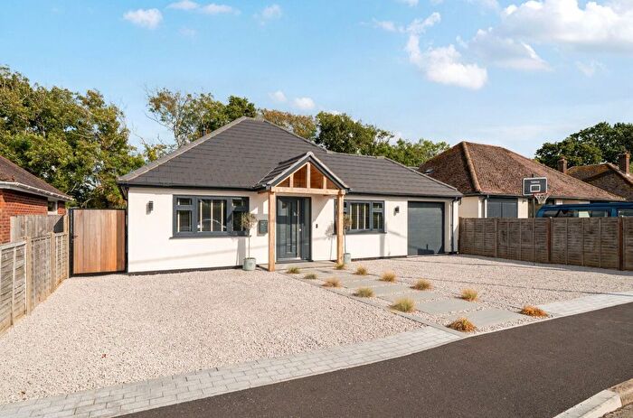 4 Bedroom Bungalow For Sale In Buckstone Close, Everton, Lymington, SO41