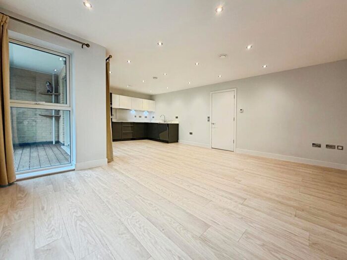 2 Bedroom Apartment To Rent In Great Northern Road, Cambridge, CB1