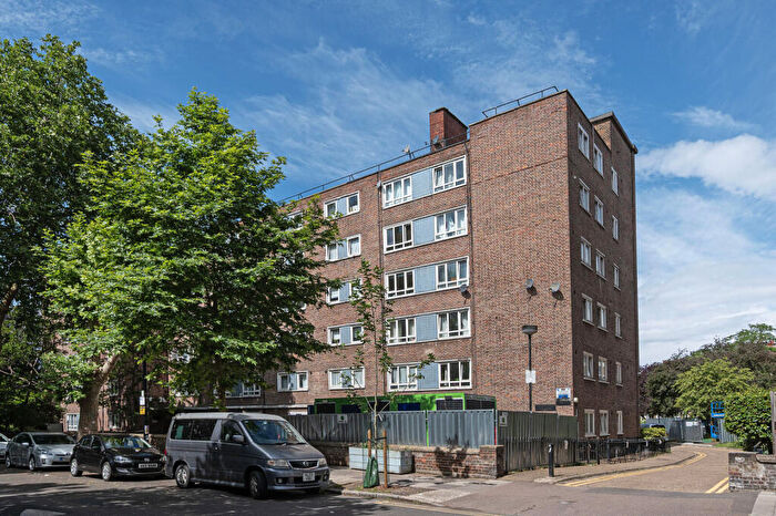 2 Bedroom Maisonette To Rent In Victoria Park, , Victoria Park, London, E2