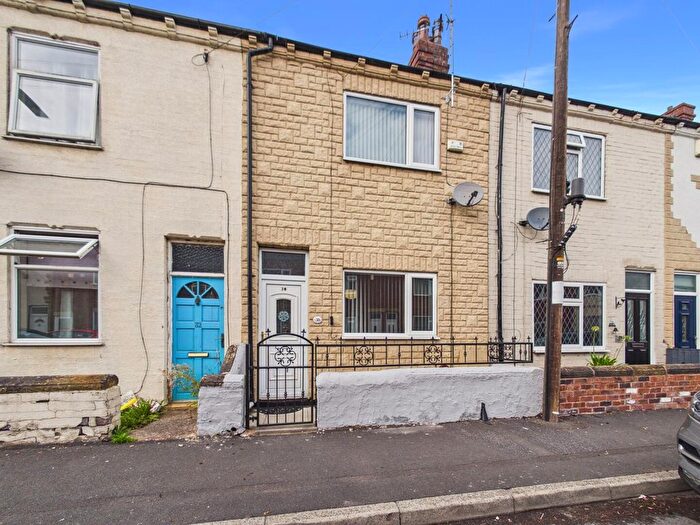 2 Bedroom Terraced House For Sale In Robinson Street, Allerton Bywater, Castleford, WF10