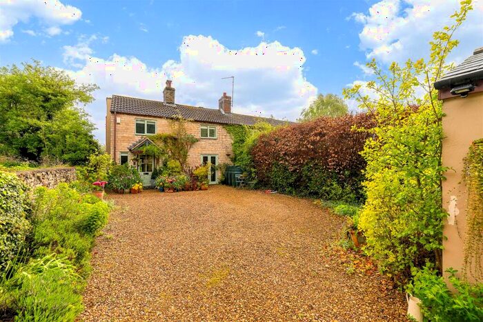 3 Bedroom Semi-Detached House For Sale In Church Lane, Kirkby Green, Lincoln, LN4