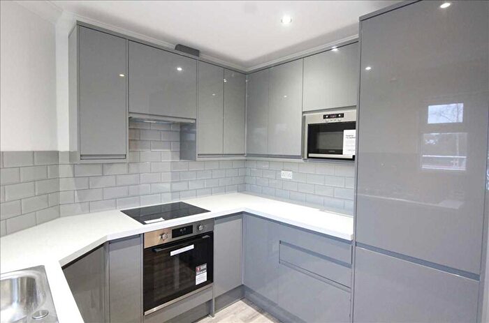 2 Bedroom Apartment To Rent In Marine Estate, SS9