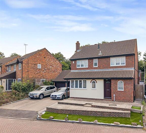 4 Bedroom House For Sale In The Sandpipers, Gravesend, DA12