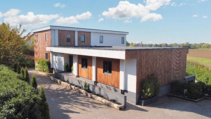 5 Bedroom Detached House For Sale In Dibdale Road, Neasham, DL2