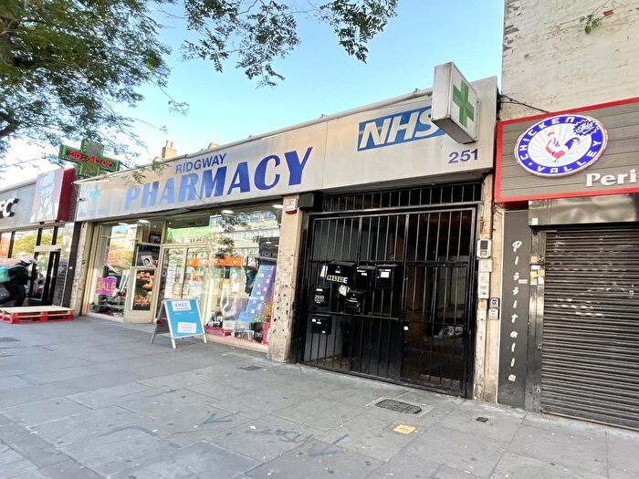 1 Bedroom Studio To Rent In Walworth Road, London, SE17