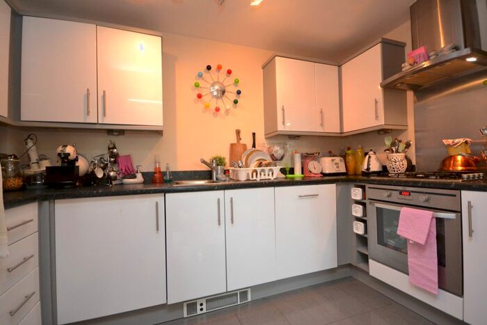 2 Bedroom Flat To Rent In Bianca Court, 3 Marchant Close, Mill Hill NW7