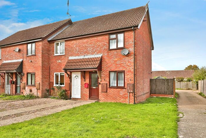 1 Bedroom End Of Terrace House For Sale In Spencer Court, Watton, Thetford, IP25