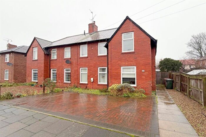 3 Bedroom Semi Detached House For Sale In Priory Avenue, Whitley Bay, NE25
