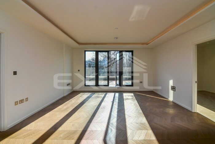 4 Bedroom Flat To Rent In Clifton Gardens, London, W9