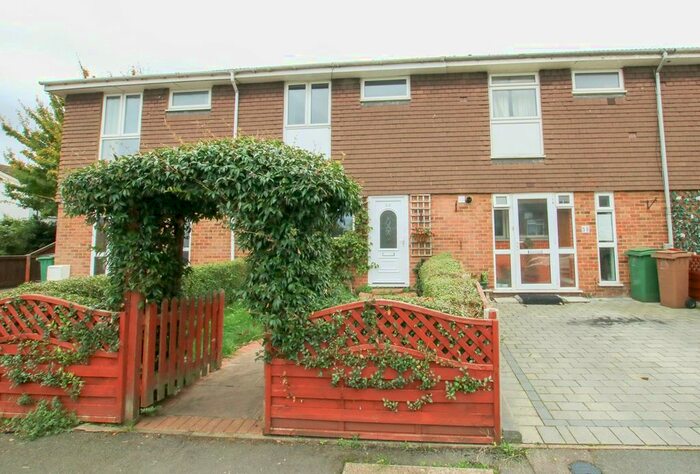 3 Bedroom Terraced House To Rent In Waleton Acres, Carew Road, Wallington, SM6