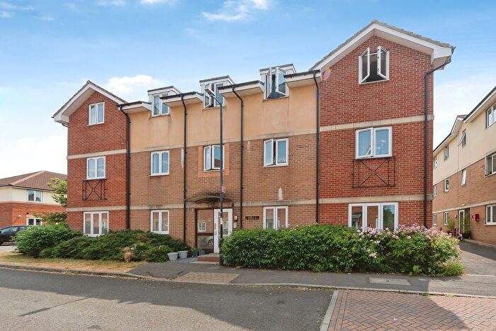2 Bedroom Flat For Sale In Toynbee Road, Bristol, BS4