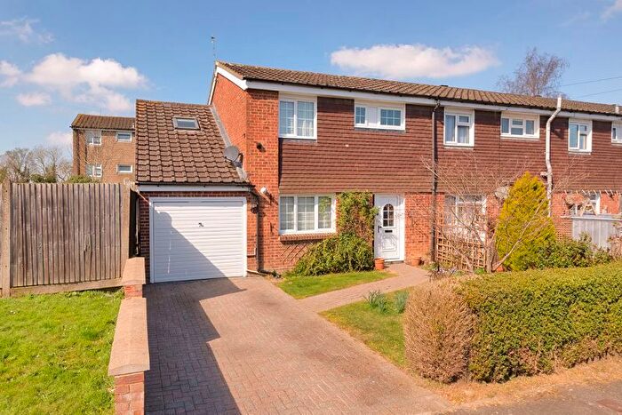 3 Bedroom End Of Terrace House For Sale In Fuggles Close, Paddock Wood, Tonbridge, TN12