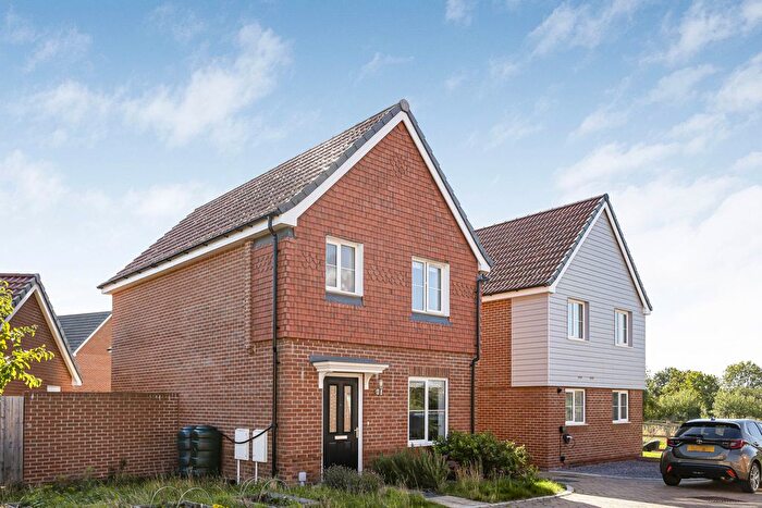 3 Bedroom Detached House For Sale In Yellowhammer Place, Didcot, OX11