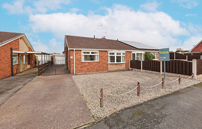 2 Bedroom Semi Detached Bungalow For Sale In Lodge Place, Inkersall, Chesterfield, S43