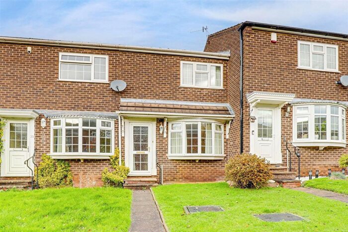 2 Bedroom Terraced House For Sale In Holkham Close, Arnold, NG5