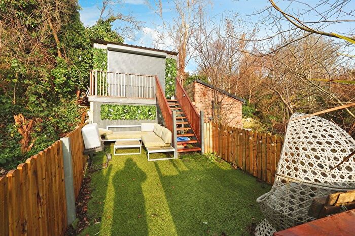 2 Bedroom Cottage For Sale In Parkside, Belper, DE56