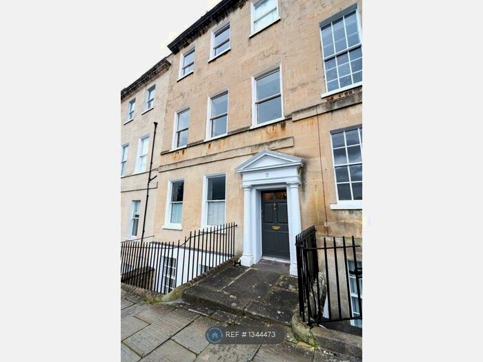 2 Bedroom Flat To Rent In Camden Crescent, Bath, BA1