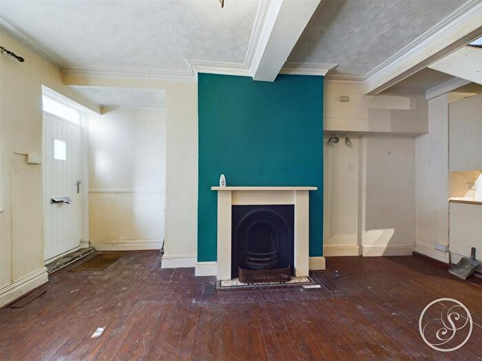 2 Bedroom Terraced House For Sale In Colton Road, Whitkirk, Leeds, LS15