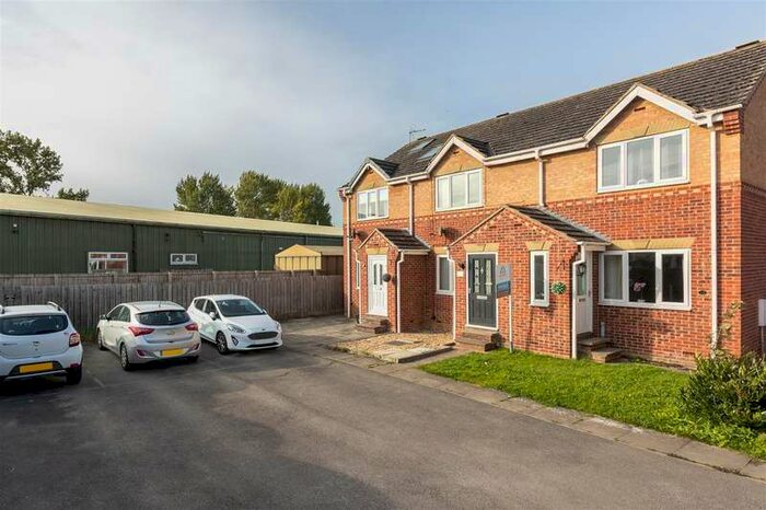 2 Bedroom Town House To Rent In George Cartwright Close, Norton, Malton, YO17
