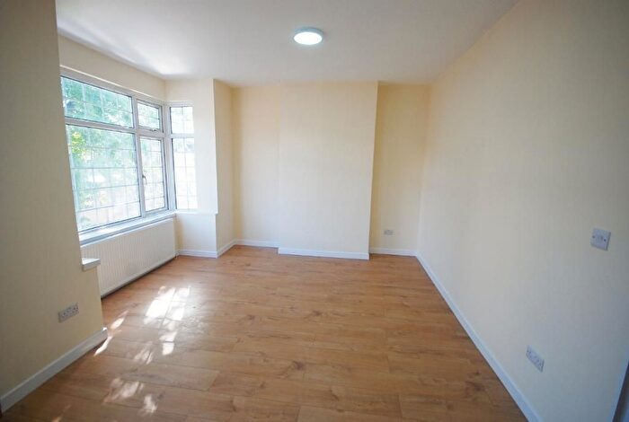 2 Bedroom Flat To Rent In Ealing Road, Wembley, HA0