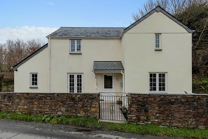 3 Bedroom Detached House For Sale In Nanstallon, Bodmin, Cornwall, PL30