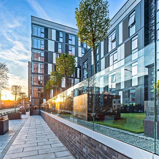 1 Bedroom Apartment To Rent In Downtown, Woden Street, Salford, M5
