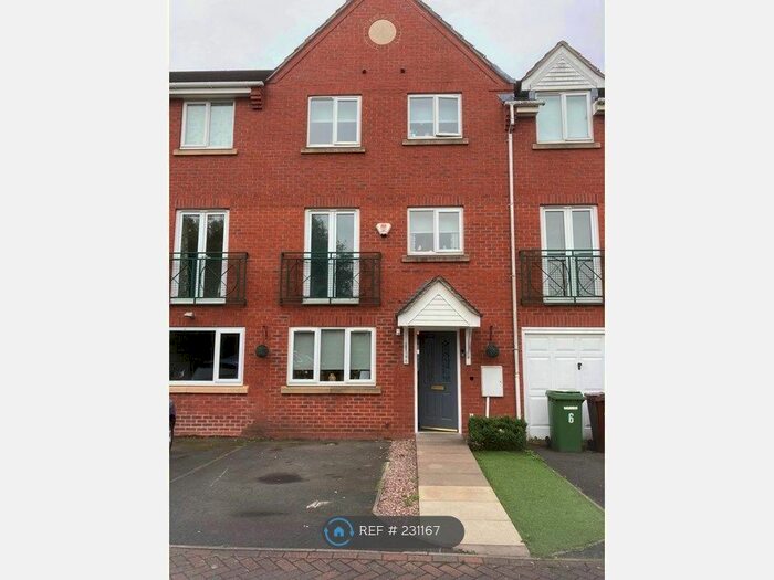 4 Bedroom Terraced House To Rent In Bream Close, Wolverhampton, WV10