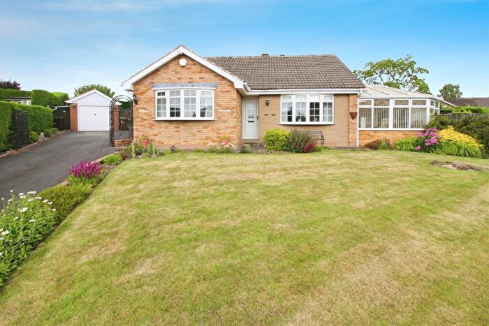 3 Bedroom Detached Bungalow For Sale In Grange Lane, Kippax. Leeds, LS25