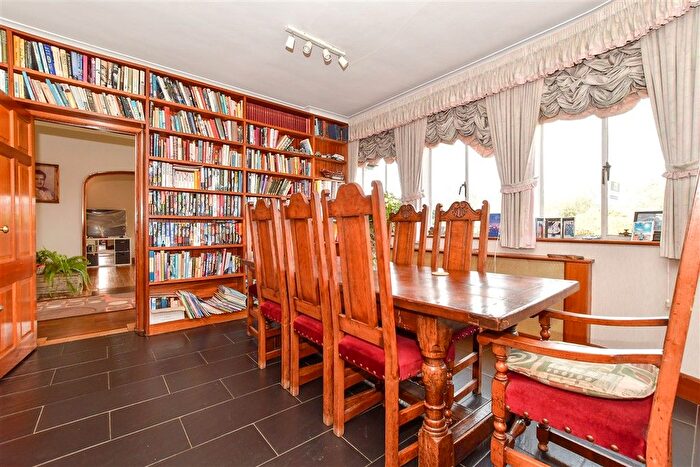 4 Bedroom Detached Bungalow For Sale In Heath Drive, Gidea Park, Essex, RM2