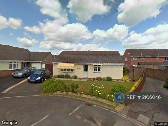 3 Bedroom Bungalow To Rent In Stirling Way, Christchurch, BH23