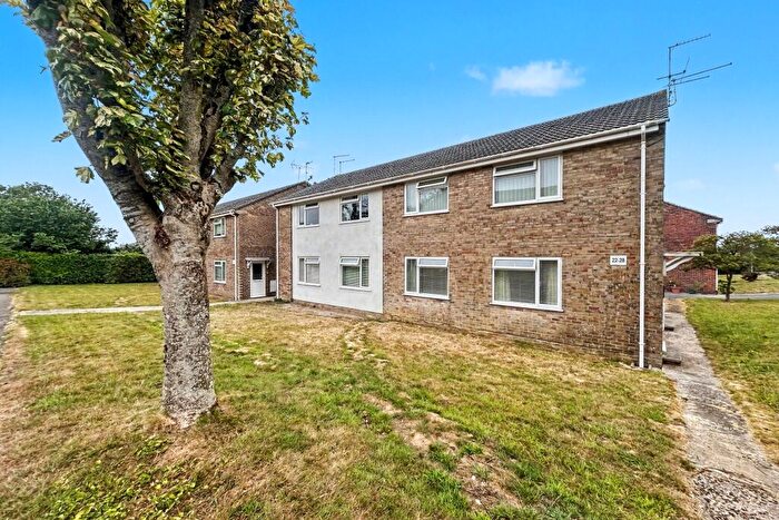 2 Bedroom Flat For Sale In Wool, BH20