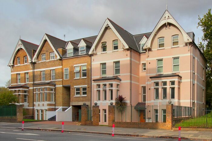 1 Bedroom Flat To Rent In The Vale, London, W3