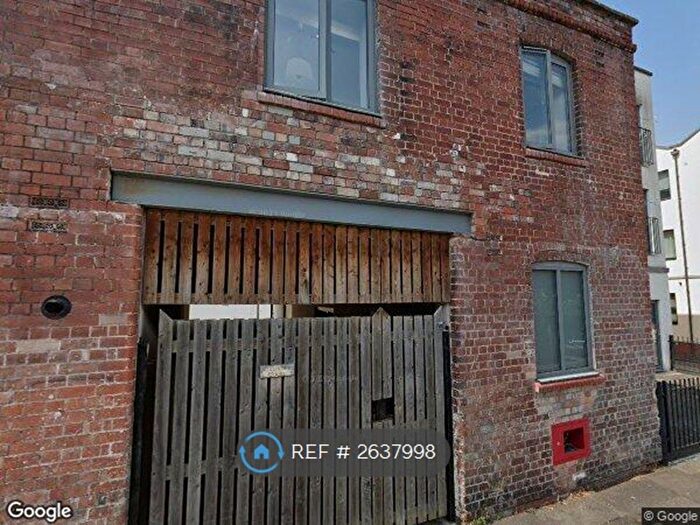 2 Bedroom Flat To Rent In Stillhouse Court, Bristol, BS3