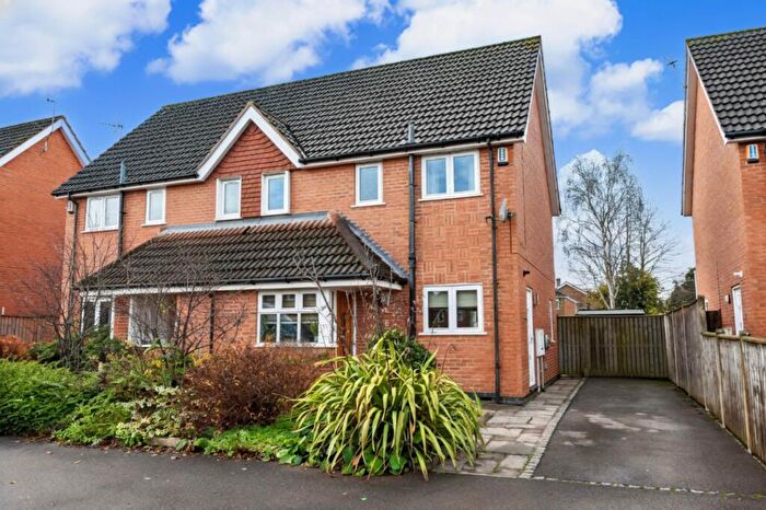 3 Bedroom Semi Detached House For Sale In Brook Chase Mews, Beeston, NG9